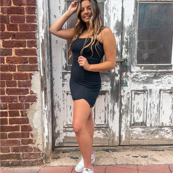 Meet your Posher, Makenzee - Picture 4 of 4